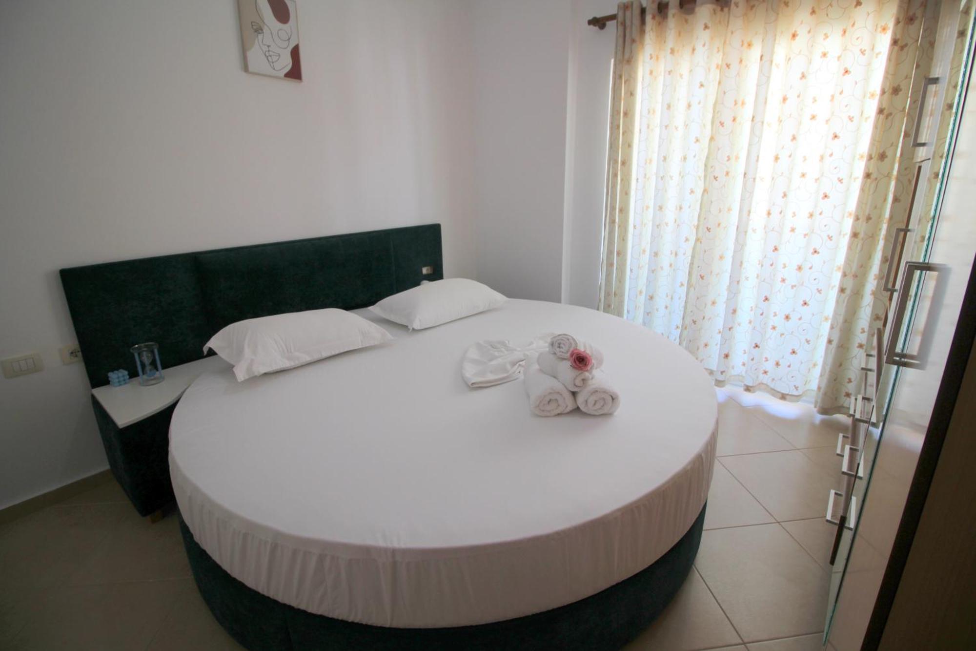 July Seaview Apartments Sarande Exterior photo